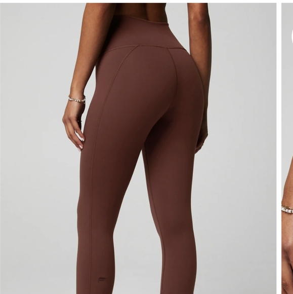 Fabletics Set-Brown Leisure Top & Bottom - Picture 4 of 5